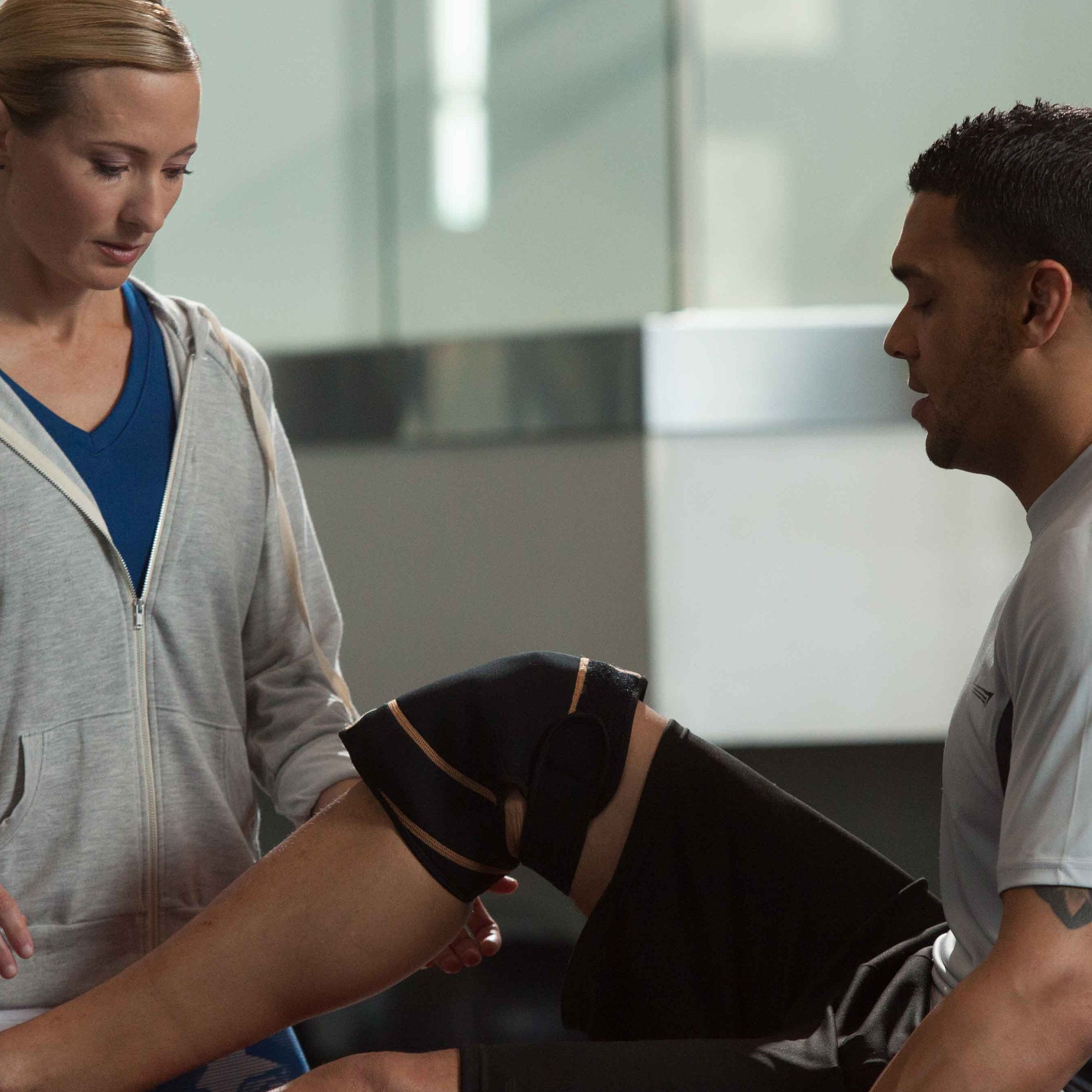 Rapid Relief Knee Wrap - Image 2